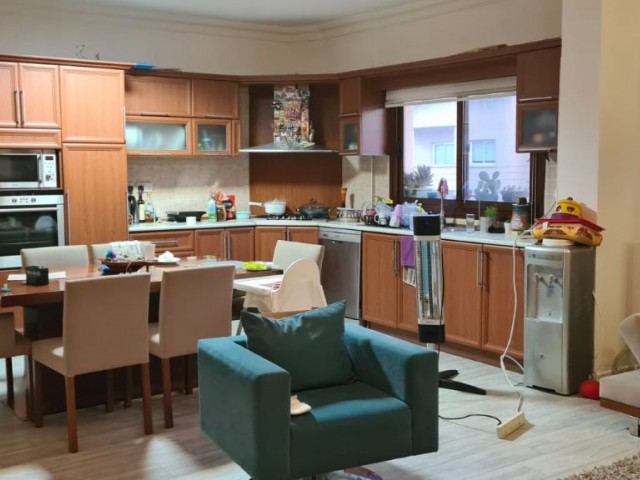 3+1 1ST FLOOR APARTMENT IN THE GÜLSEREN AREA OF FAMAGUSTA