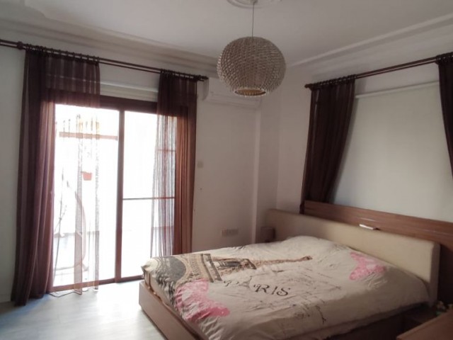 3+1 1ST FLOOR APARTMENT IN THE GÜLSEREN AREA OF FAMAGUSTA