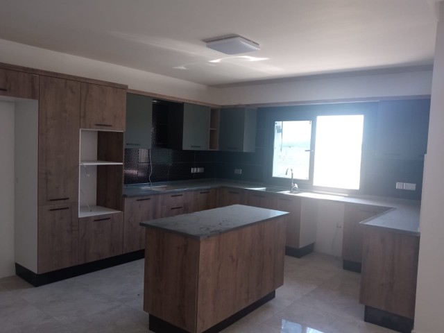 3+1 SUPER LUXS FLAT IN KUCUK KAYMAKLI