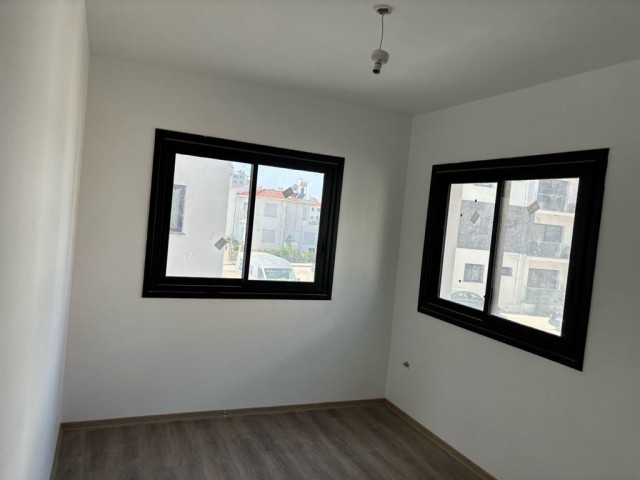 Flat For Sale in Küçük Kaymaklı, Nicosia