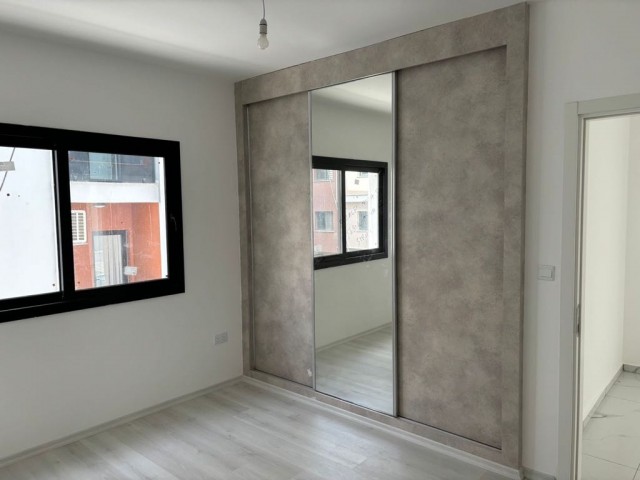 Flat For Sale in Küçük Kaymaklı, Nicosia