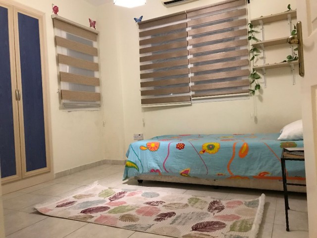 Flat To Rent in Yukarı Girne, Kyrenia