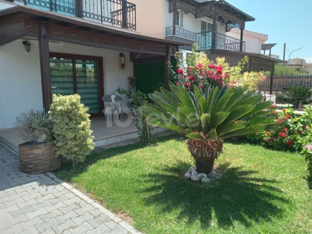 Luxury Living Opportunity in Hamitköy 4+1 Villa with Pool for Sale