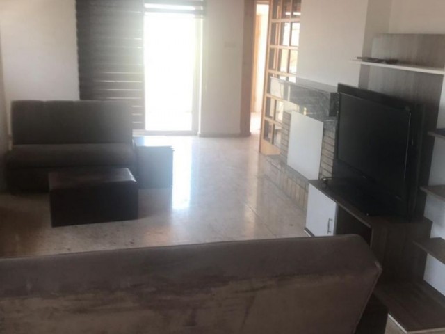 Flat To Rent in Kumsal, Nicosia