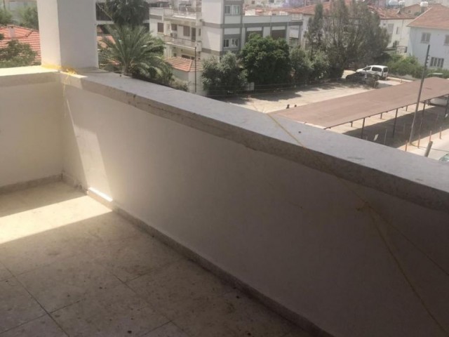 Flat To Rent in Kumsal, Nicosia