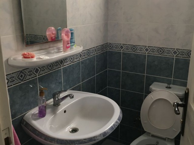 Yenikent te çok geniş nezih bir mahallede kiralık 3+1 daire 