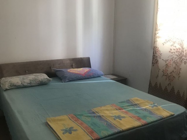 GİRNE MERKEZ DE PARK AVM KARŞISI FUL EŞYALI 2+1 KİRALIK DAİRE..