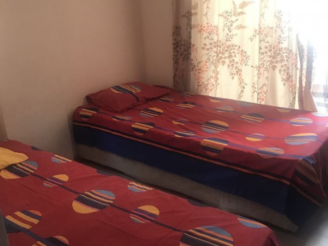 GİRNE MERKEZ DE PARK AVM KARŞISI FUL EŞYALI 2+1 KİRALIK DAİRE..