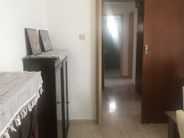 Flat For Sale in Aşağı Girne, Kyrenia