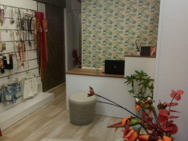 Shop To Rent in Yukarı Girne, Kyrenia