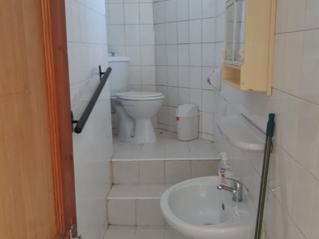 Flat To Rent in Karaoğlanoğlu, Kyrenia