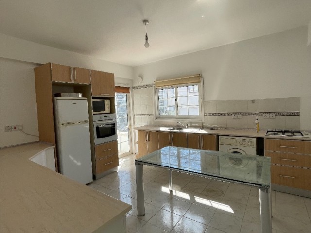 Flat To Rent in Küçük Kaymaklı, Nicosia