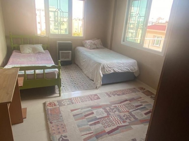 3+ 1 APARTMENT FOR RENT NEAR MITERED BURRITO BABA للإجار شقة بالغونيلي قرب من دورومجو بابا بسعر 5000 ليرة سارعوا بالتواصل معنا ** 