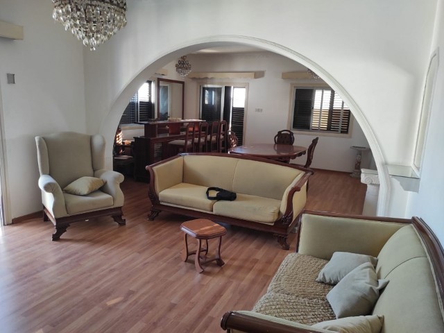 MITRALIDE IS A 3+1 STUDENT APARTMENT FOR RENT IN للإجار شقة 3+1 بغونيلي بموقع رائع ** 