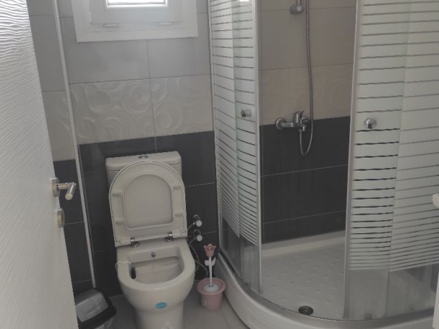 2 + 1 apartment with 3 monthly payment for rent very close to the stops in Gönyelide للآجرا شقة ٢+١ قرب الموقف دفع ٣اشهر ** 