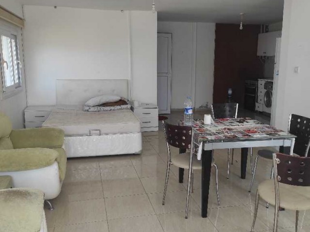 Studio for rent in Gönyelide arda near the market للآجار ستديو قرب ار Decة ماركت ** 