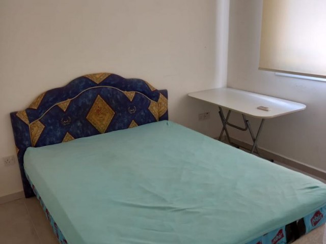 JÄHRLICHE ZAHLUNG VON 250, 6 MONATE ZAHLUNG VON 300 STG !! 2+1 WOHNUNG ZU VERMIETEN IN HAMITKÖY ** 