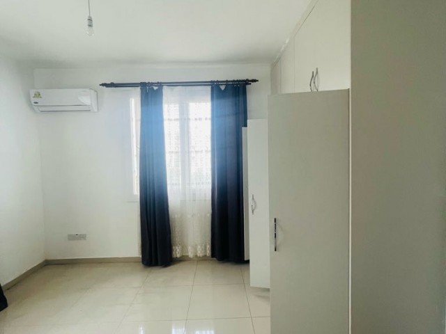 2 + 1 APARTMENT FOR RENT NEXT TO THE MITER CIRCLE !! شقة للإيجار بي منطقة كونيلي جانب المواقف ** 