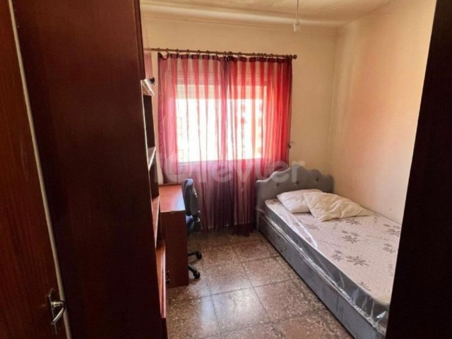 Flat For Sale in Küçük Kaymaklı, Nicosia