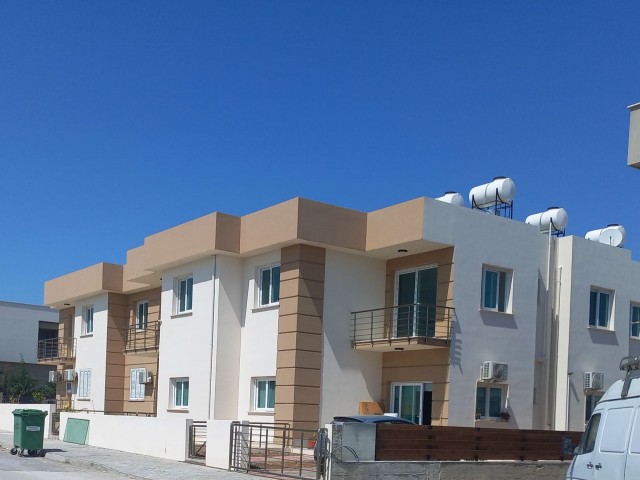 NEUE LUXUSWOHNUNGEN 2+1 90 M2 IN GÖNYELI