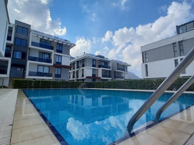 2+1 100 M2 LUXURIOUS APARTMENTS WITH POOL IN A PERFECT LOCATION IN ALSANCAK, GIRNE