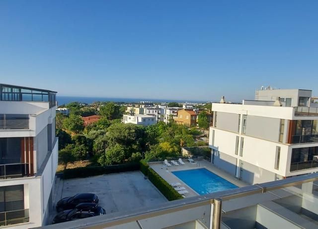 2+1 100 m2 LUXUS-WOHNUNGEN MIT POOL IN PERFEKTER LAGE IN ALSANCAK, GIRNE