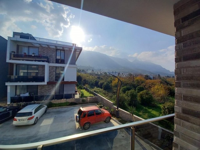 2+1 100 M2 LUXURIOUS APARTMENTS WITH POOL IN A PERFECT LOCATION IN ALSANCAK, GIRNE