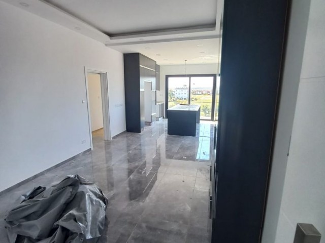 2+1 PENTHOUSE ZUM VERKAUF IN DER REGION GÖNYELİ