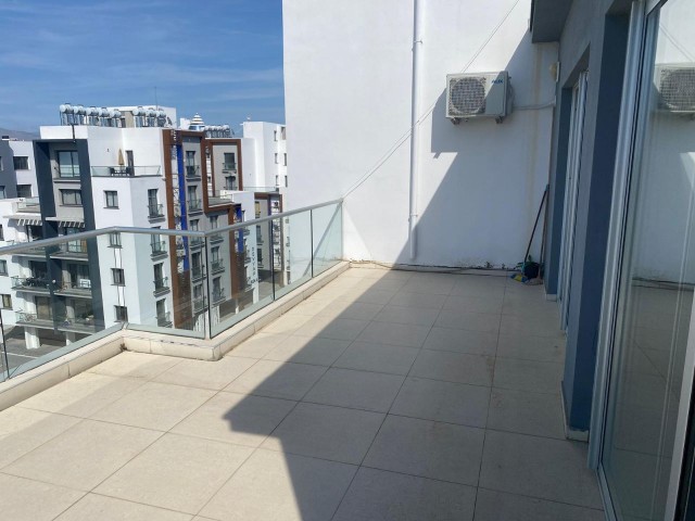 2+2 APARTMENT FOR RENT IN LEFKOŞA DEREBOYUNDA FOR STUDENT (PENTHAUSE)