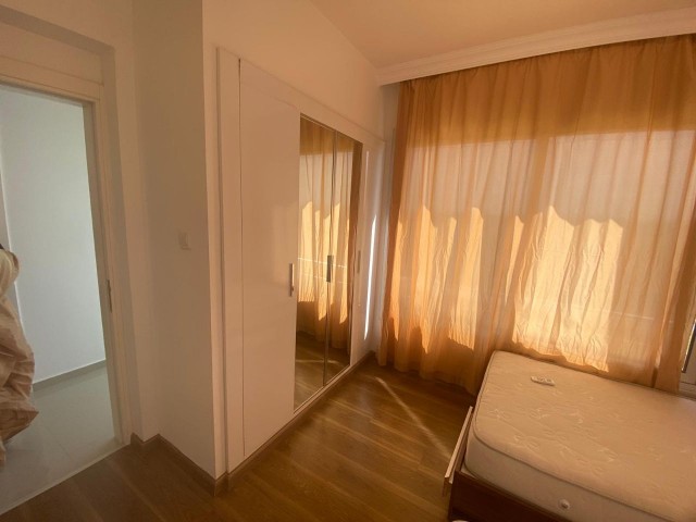 2+2 APARTMENT FOR RENT IN LEFKOŞA DEREBOYUNDA FOR STUDENT (PENTHAUSE)