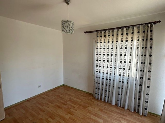 HERGESTELLT IN DER TÜRKEI, VOLLSTÄNDIG RENOVIERT, FANTASTISCHE 3+1 SEHR GERÄUMIGE WOHNUNG IN MARMARA!!!!