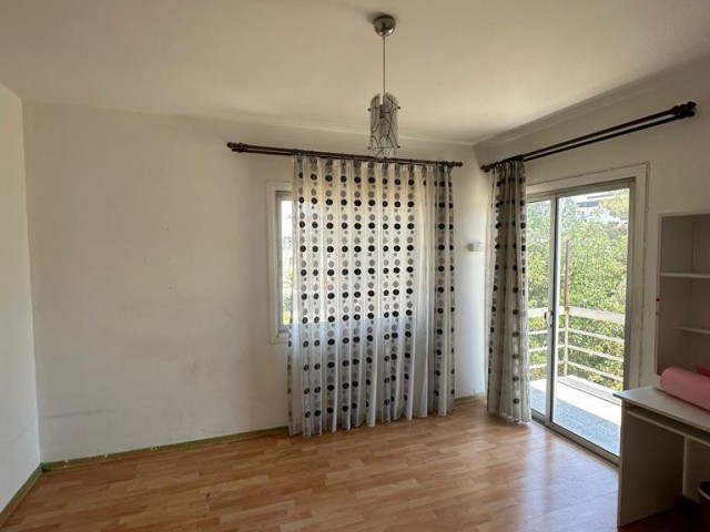 HERGESTELLT IN DER TÜRKEI, VOLLSTÄNDIG RENOVIERT, FANTASTISCHE 3+1 SEHR GERÄUMIGE WOHNUNG IN MARMARA!!!!