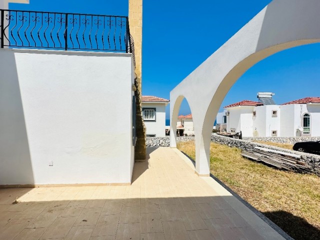READY 3+1 VILLA IN KOÇANI FOR SALE IN ESENTEPE AREA, NEAR THE MAIN ROAD, WITH MOUNTAIN AND SEA VIEWS.