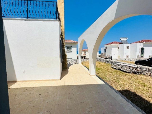 BEREIT 3+1 VILLA IN KOÇANI ZU VERKAUFEN IM GEBIET ESENTEPE, IN DER NÄHE DER HAUPTSTRAßE, MIT BERGBLICK UND MEERBLICK.