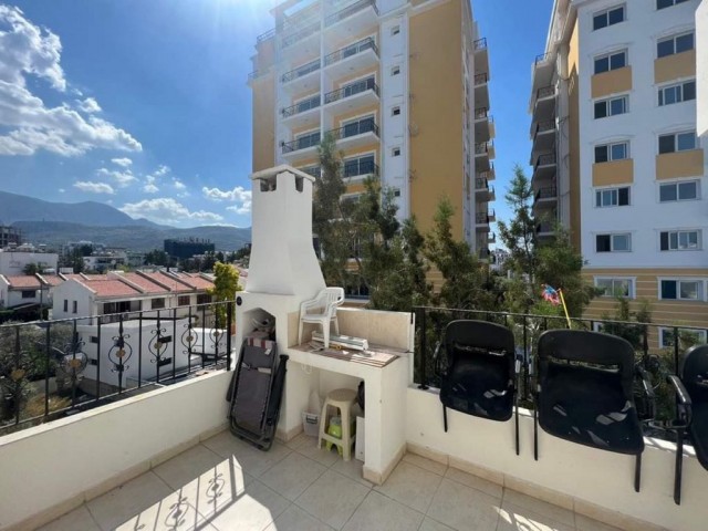 ATEMBERAUBENDES LUXUS-PENTHOUSE ZUM VERKAUF IM KYRENIA CENTER