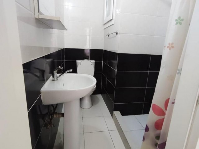 2+1 flat for rent in Nicosia Küçükkaymaklı area