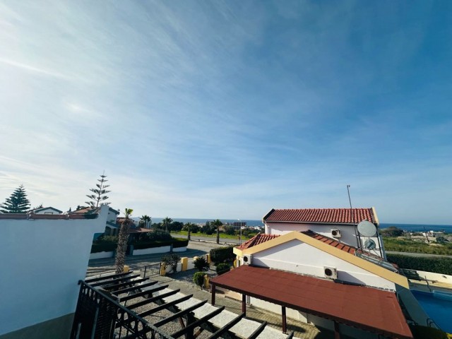 3+1 VILLA ZUM VERKAUF IN TATLISU, MIT BERGBLICK UND MEERBLICK, AUF EINEM 750 M2 GRUNDSTÜCK, NUR WENIGE LÄNGE ZUM MEER.