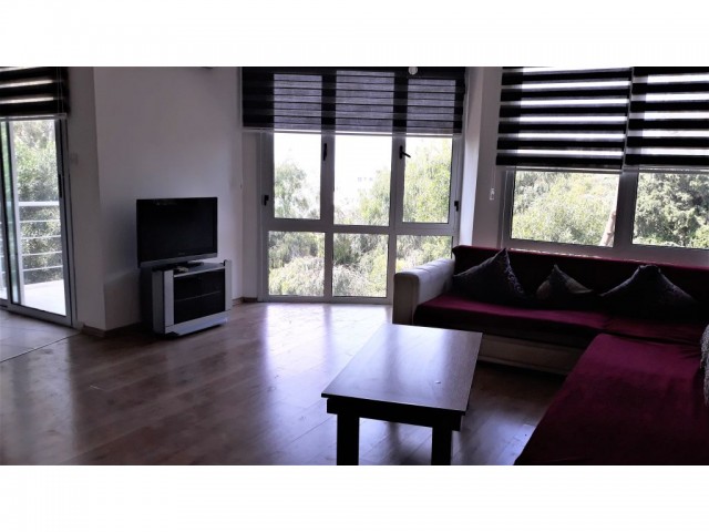 2 1 flat for rent in Kyrenia Center