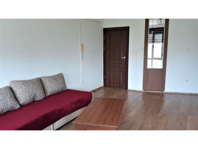 2 1 flat for rent in Kyrenia Center