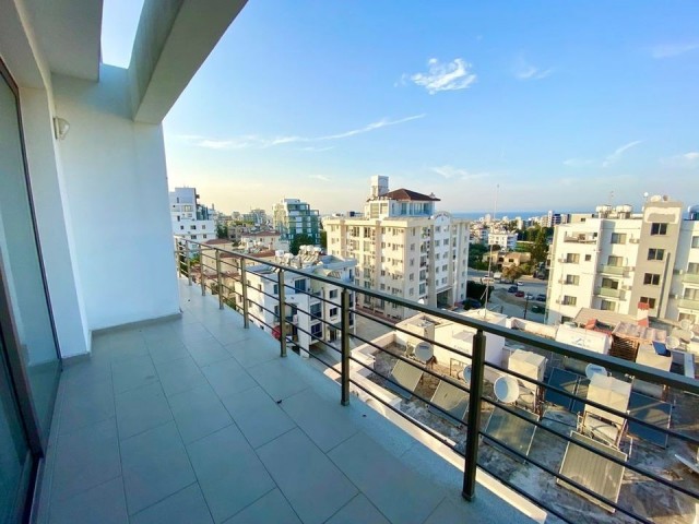 3+1 apartment for rent in Kyrenia Center