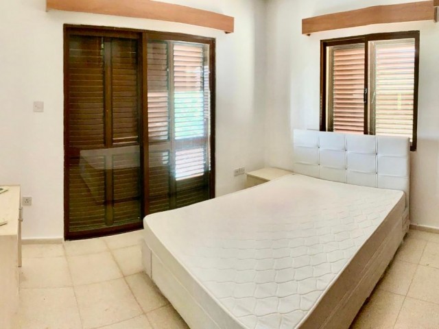 Girne Karaoğlanoğlu Kiralık 3+1 İkiz Villa