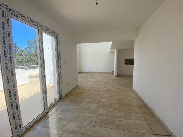 Girne Doğanköy Satılık 2+1 Penthouse Daire