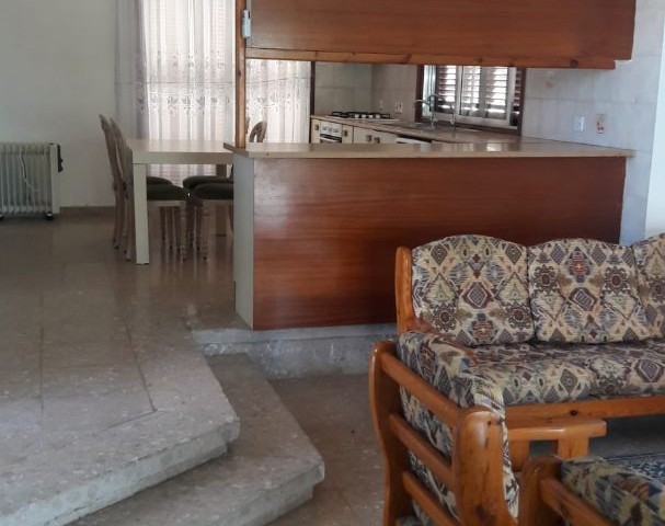 2 bedroom villa for rent in Kyrenia Center