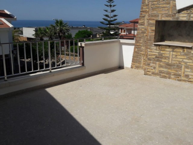 2 bedroom villa for rent in Kyrenia Center