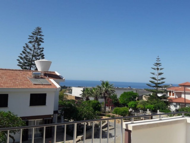 2 bedroom villa for rent in Kyrenia Center