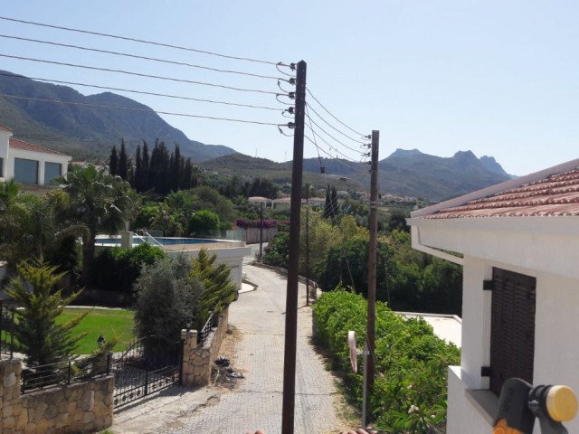 2 bedroom villa for rent in Kyrenia Center