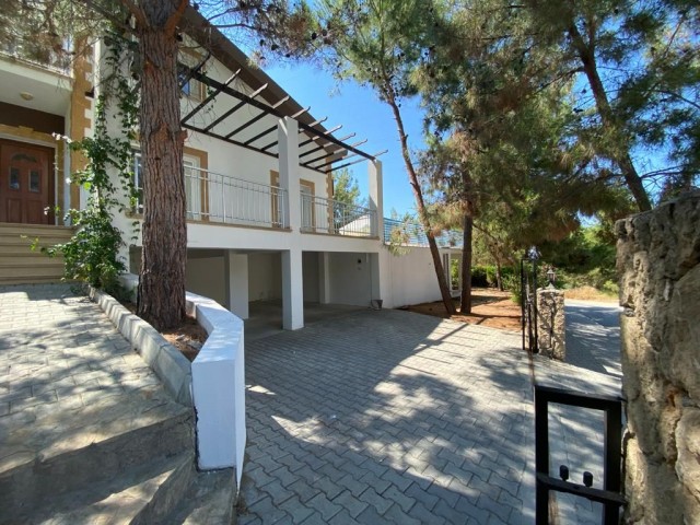 4 bedroom villa for rent in Kyrenia, Catalkoy / Daily 