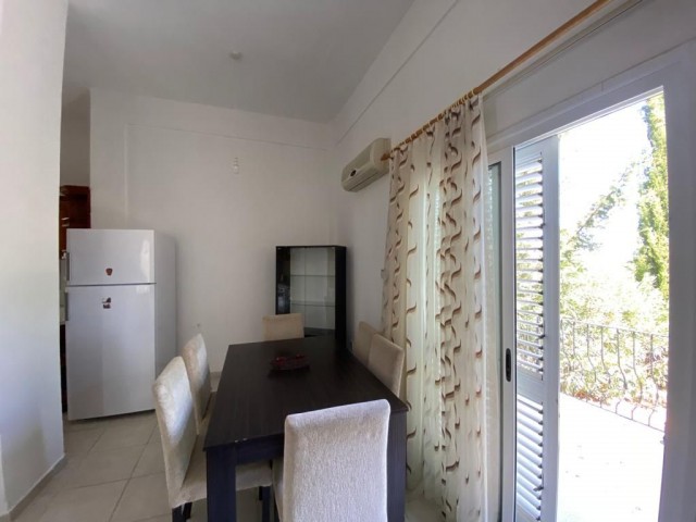 Girne Alsancak Satılık 3+1 Villa / Havuzlu