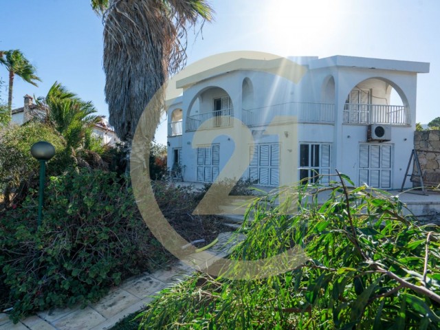 3 +2  Villa for Sale in Kyrenia, Catalkoy