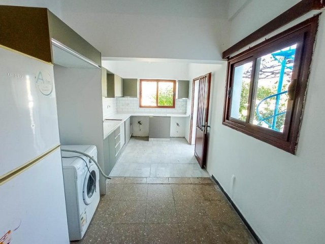 Girne Alsancak Satılık 3+2 Bungalow